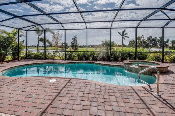 Pool Enclosure Cleaning in Tulsa