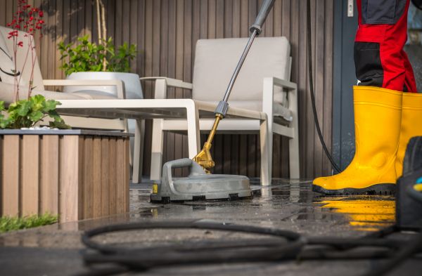 Townhouse Patio Cleaning Service